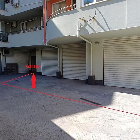 Sunflower Apartment City Center Plovdiv Exteriör bild